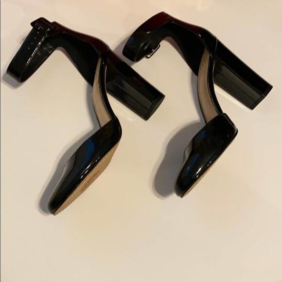 Vince Camuto Shaytel Soft Black Patent Heels - Picture 3 of 8